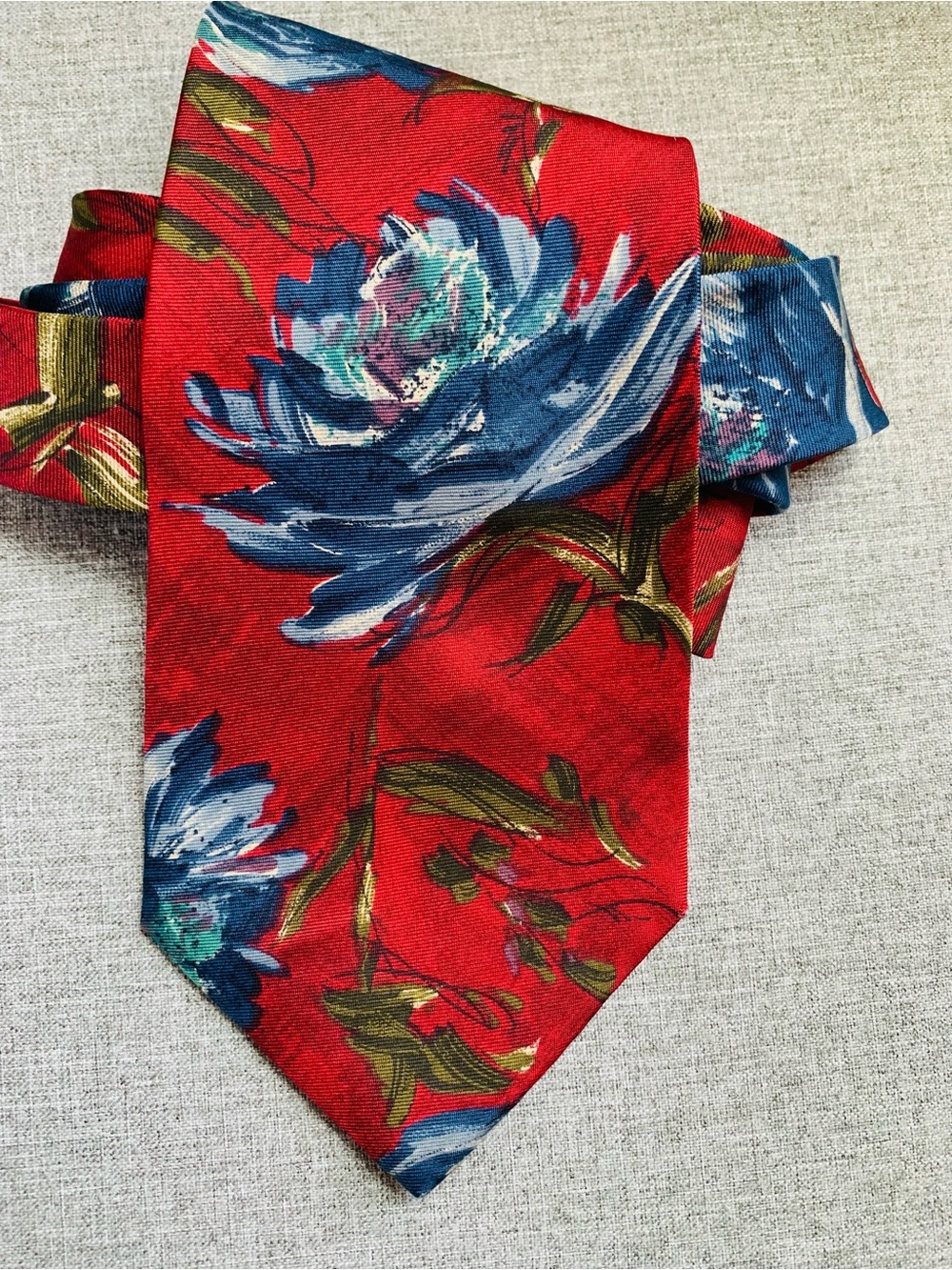 100% Silk Tie Necktie Red Blue Floral Rose Zylos George Machado Formal Office